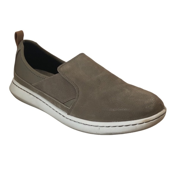 CLARKS Sneakers Women's Size 9.5 Brown Cushion Soft Slip On - Picture 9 of 9